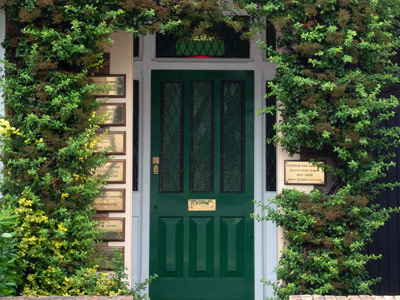 Latchford and Latchford Dental Surgery Entrance in Bedford